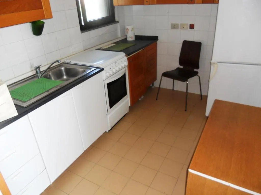 Bisceglie Aparthotel Milano Affittacamere